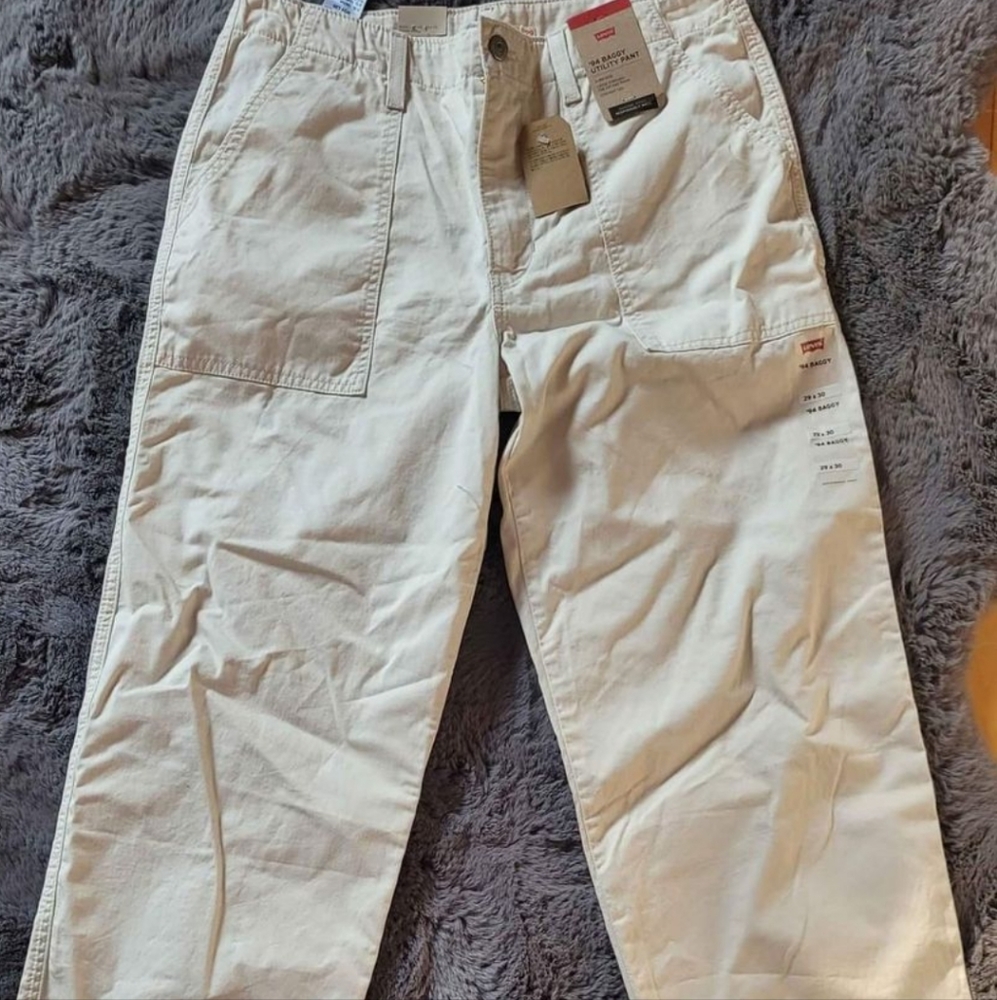 Levi's pants